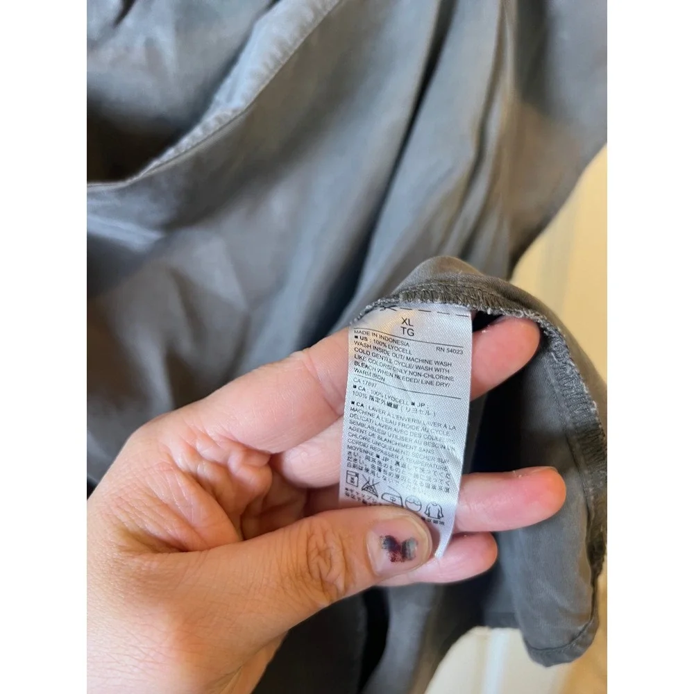 Banana Republic‎ Womens Blouse 100% Lyocell Gray XL